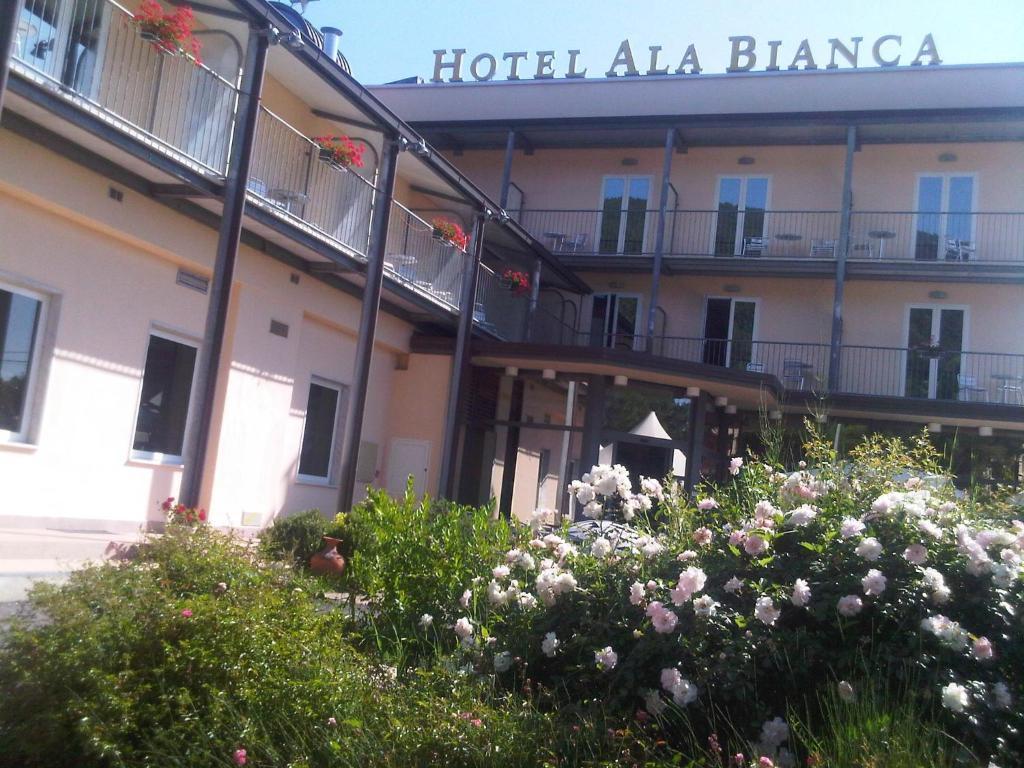 Hotel Ala Bianca Ameglia Exteriér fotografie