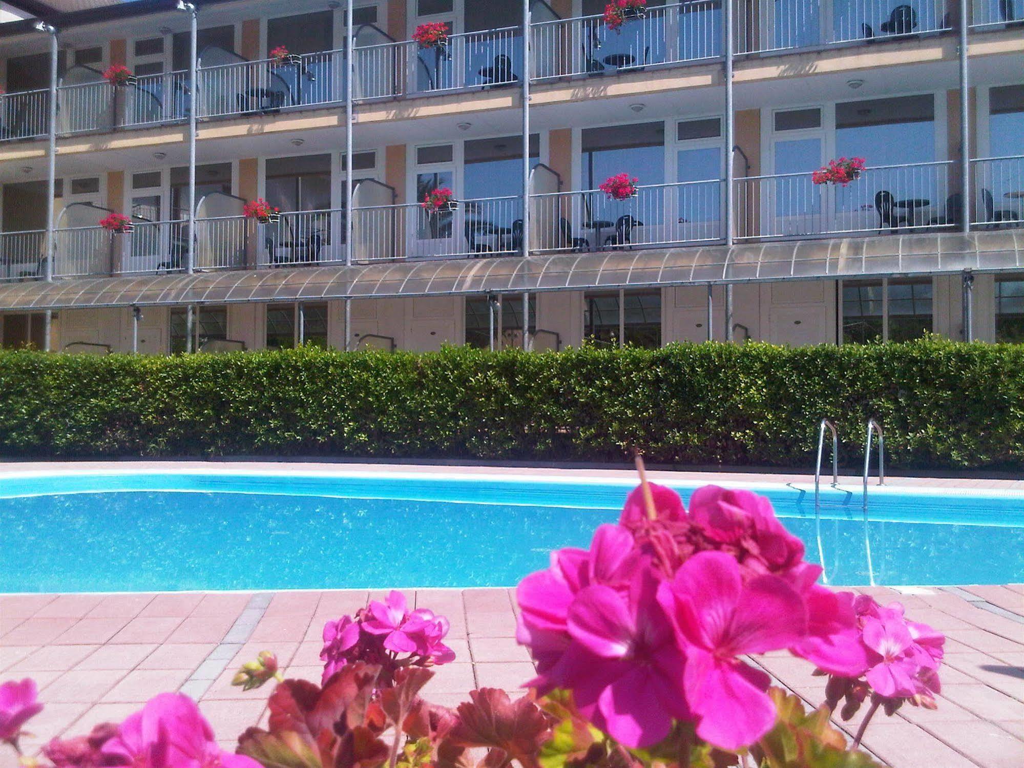 Hotel Ala Bianca Ameglia Exteriér fotografie